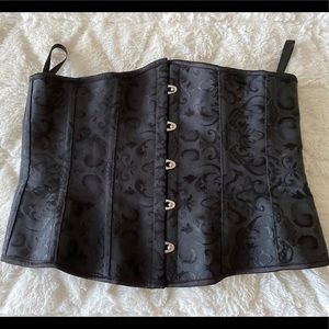 Floral Print Black Corset w/ Chrome (L-S)